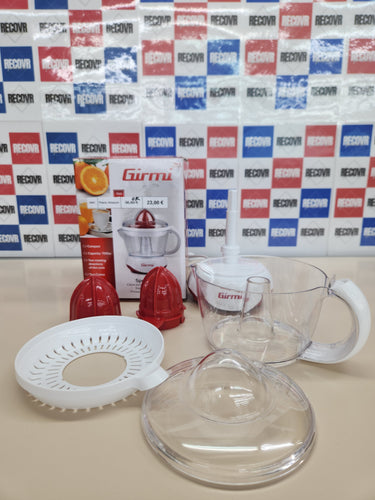 Exprimidor de cítricos, 25W, capacidad 700cc, Doble copa para exprimir, Regilla filtrante, Blanco/Rojo Girmi SR0201